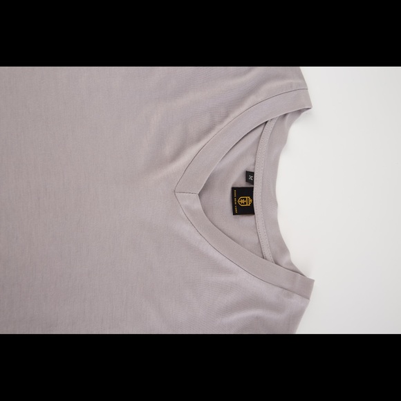 KING NEW YORK, V-NECK T-SHIRT , LIGHT GREY. - Picture 3 of 12
